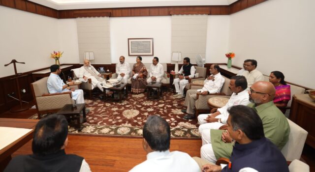 అమిత్ షా ను కలిసిన తెలంగాణ బీజేపీ నేతలు