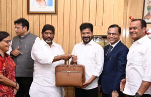 రూ.3,04,965 కోట్లతో తెలంగాణ బడ్జెట్