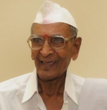 తెలంగాణ గాంధీ భూపతిని గౌరవించాలి