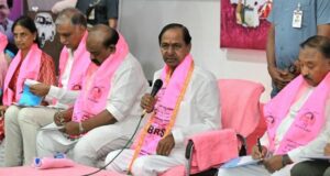 ప్రజా సమస్యలపై రాజీలేని పోరాటం చేయాలి: కేసీఆర్