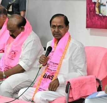 ప్రజా సమస్యలపై రాజీలేని పోరాటం చేయాలి: కేసీఆర్