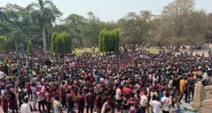 రాష్ట్ర వ్యాప్తంగా అంబరాన్నంటిన హోలీ సంబరాలు