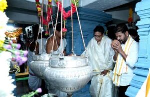 కాళేశ్వర ముక్తేశ్వర స్వామి వారిని దర్శించుకున్న సీఎం రేవంత్ రెడ్డి