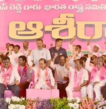 తెలంగాణ పునర్నిర్మాణ యజ్ఞం మళ్ళీ మొదలు కావాల్సిందే: కేసీఆర్