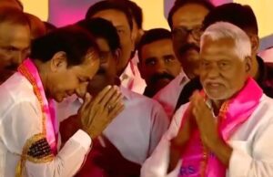 బీఆర్ఎస్ లో చేరిన మాజీ మంత్రి జీవన్ రెడ్డి