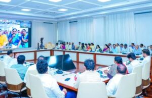 మహిళా సంఘాలకు త్వరలో సూపర్ బజార్లు: సీఎం