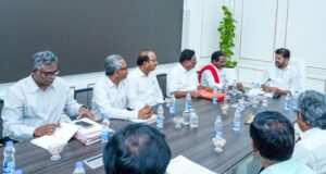 ముఖ్యమంత్రికి ధన్యవాదాలు తెలిపిన సీపీఎం నేతలు