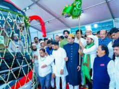 హజ్ యాత్ర బస్సులను ప్రారంభించిన సీఎం