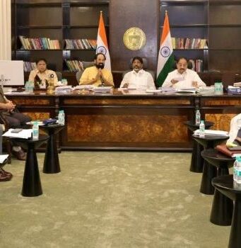 ‘ఆ 8 రకాల వంగడాలతోనే రైతులకు లాభాలు’