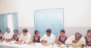 కస్తూర్బా పాఠశాలలో ఘనంగా డిప్యూటీ సీఎం జన్మదిన వేడుకలు