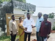 కొత్తగూడెంలో ఎస్ఐఆర్ ఎన్యుమరేషన్ ఫారాల పంపిణీ