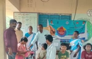 కొత్తగూడెంలో పల్స్ పోలియో కార్యక్రమం ప్రారంభించిన సర్పంచ్