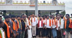 రామాలయంలో ప్రత్యేక పూజలో పాల్గొన్న మాజీ ఎమ్మెల్యే బొల్లం మల్లయ్య