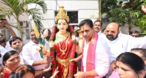 తెలంగాణ భవన్లో ఘనంగా రాష్ట్ర అవతరణ వేడుకలు