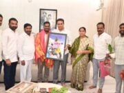 పర్వతారోహకుడు తులసి రెడ్డిని అభినందించిన కేటీఆర్