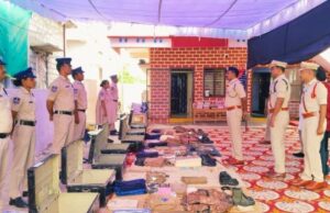అనంతగిరి పోలీస్ స్టేషన్ ను తనిఖీ చేసిన ఎస్పీ
