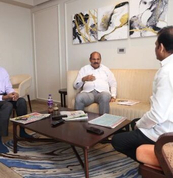 భోగాపురం విమానాశ్రయం ప్రారంభోత్సవ ఏర్పాట్లపై మంత్రి పార్థసారధి సమీక్ష