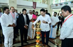 శ్రీసిటీ ఇంటర్నేషనల్ యూనివర్సిటీని ప్రారంభించిన మంత్రి నారా లోకేష్
