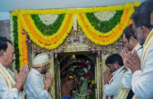 ఉరుకొండపేట పబ్బతి ఆంజనేయ స్వామి వారిని దర్శించుకున్న సీఎం రేవంత్ రెడ్డి