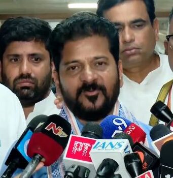 భవిష్యత్తులో ఫీజు రీయింబర్స్మెంట్ సమస్య ఉండదు: సీఎం రేవంత్ రెడ్డి