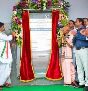 విద్యార్థుల భవిష్యత్తే రాష్ట్ర భవిష్యత్తు: డిప్యూటీ సీఎం