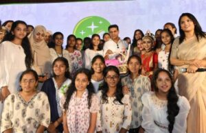 50 మంది పేద విద్యార్థినుల చదువు బాధ్యత తనదే: కేటీఆర్