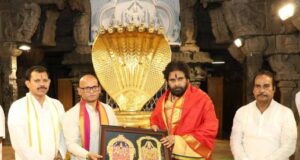 తిరుమల శ్రీవారిని దర్శించుకున్న ఏపీ డిప్యూటీ సీఎం