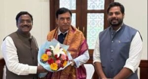 కేంద్రమంత్రులతో రాష్ట్ర మంత్రి వివేక్ భేటీ