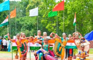 దేశవ్యాప్తంగా ఘనంగా 80వ స్వాతంత్ర్య వేడుకలు
