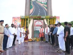హ్యామ్ రోడ్ల పైలాన్ను ఆవిష్కరించిన సీఎం రేవంత్ రెడ్డి