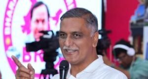 ఆన్లైన్ నుంచి 22-A ఆంక్షలను వెంటనే తొలగించాలి: హరీష్ రావు